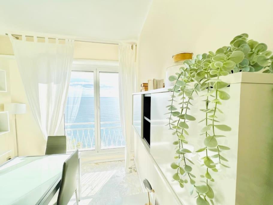 Suite Sunset 11 - Fronte Mare Sanremo Exteriör bild