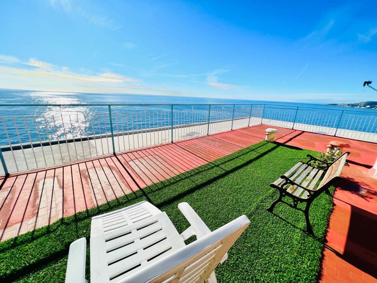 Suite Sunset 11 - Fronte Mare Sanremo Exteriör bild